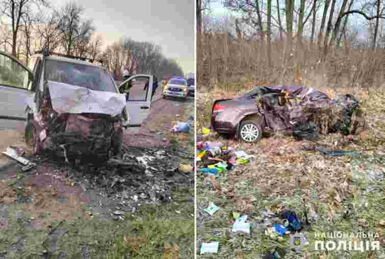 У ДТП на Хмельниччині загинули 32-річна водійка Fiat та її 8-річна донька 