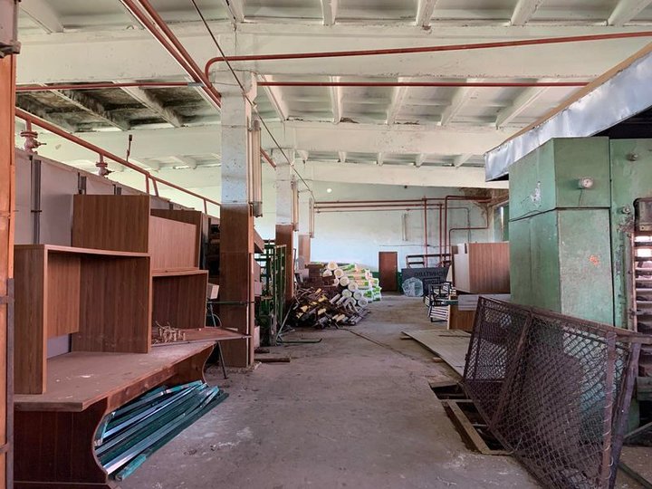 На онлайн-аукціоні продали деревообробні цехи з обладнанням у Ківерцях (фото Prozorro)