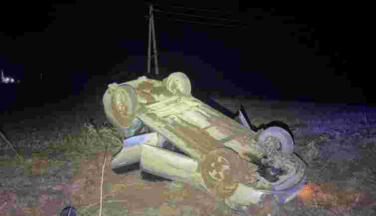 На Буковині біля кордону в смертельній аварії загинув 35-річний водій