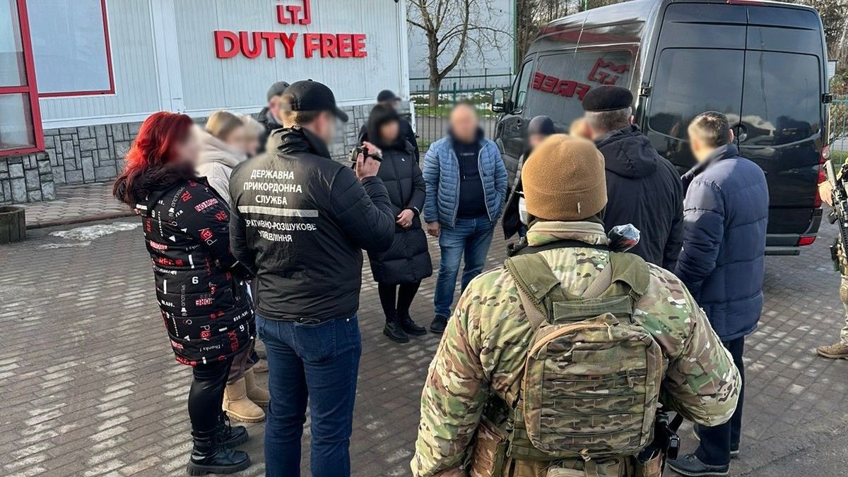 Правоохоронці затримали вербувальницю жінок для сексуальної експлуатації за кордоном
