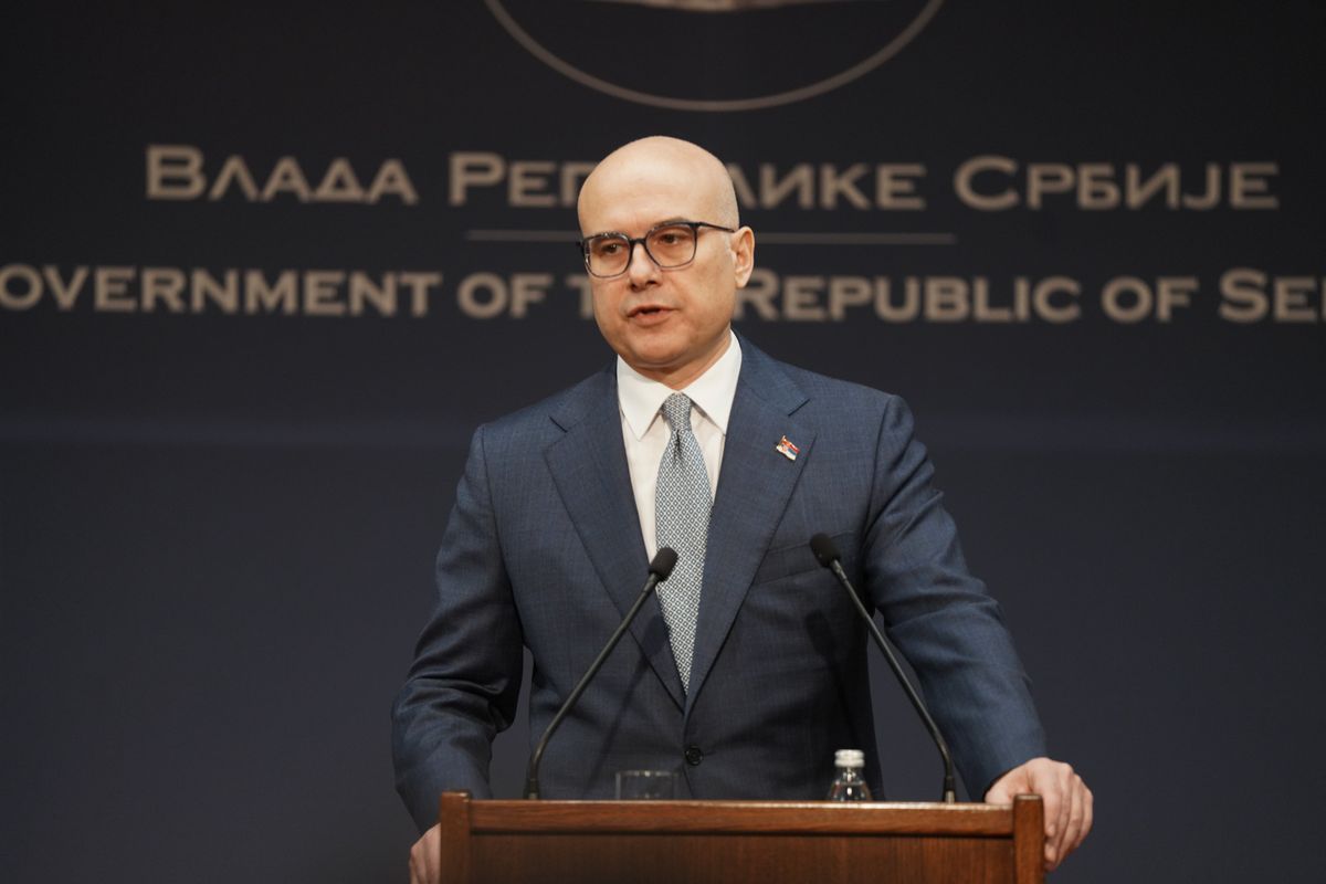 Прем'єр-міністр Сербії подав у відставку через масштабні протести
