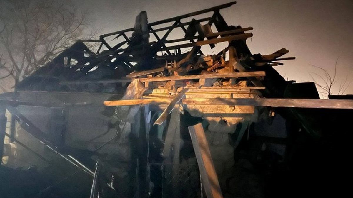 Росіяни безпілотниками атакували промислові підприємства та будинки у 4 областях України