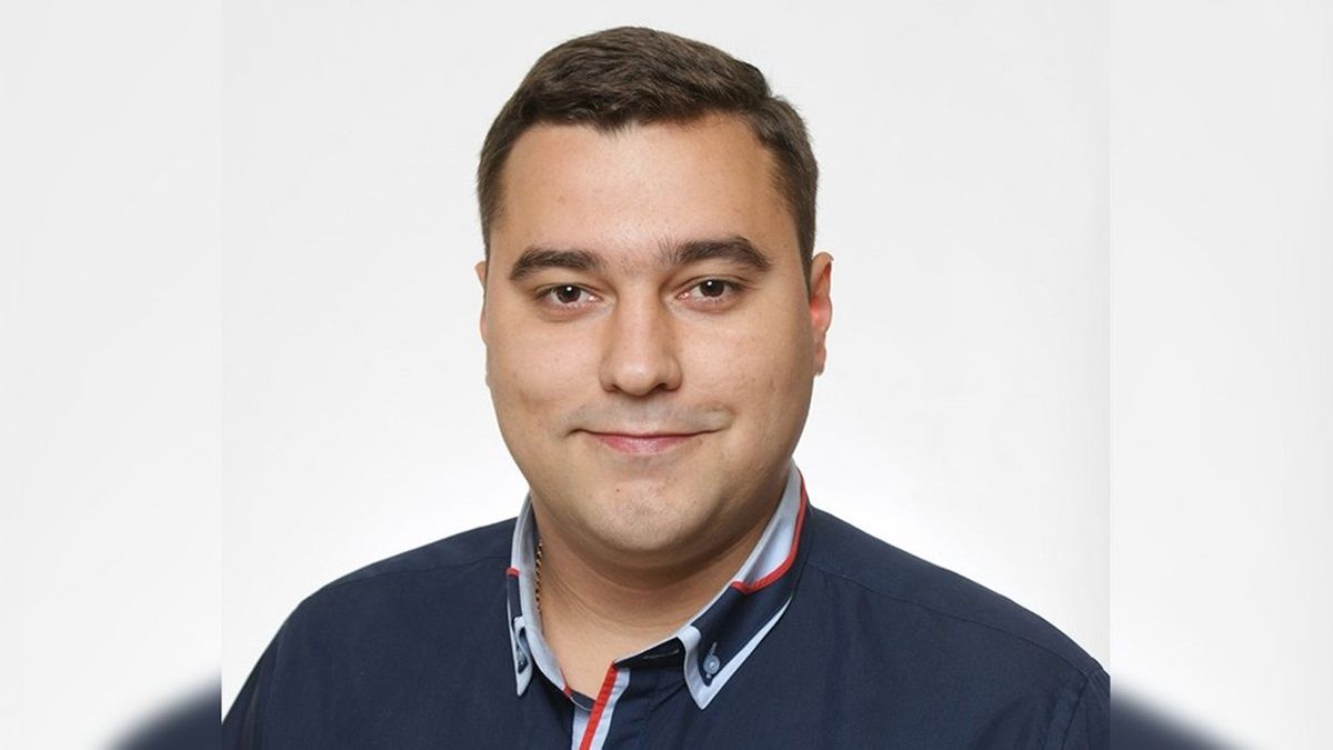 В Чернівцях під час сесії представили нового депутата
