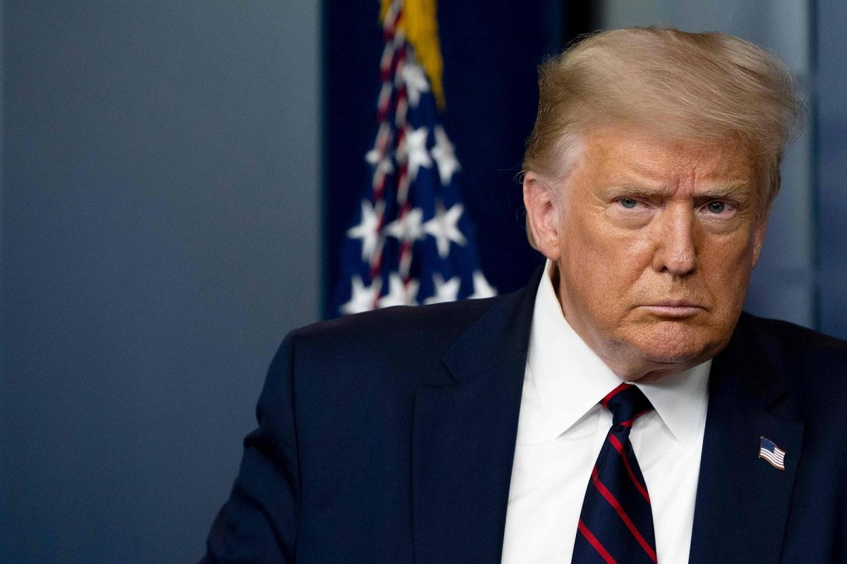 Дональд Трамп ввів мита на товари з Канади, Мексики та Китаю

