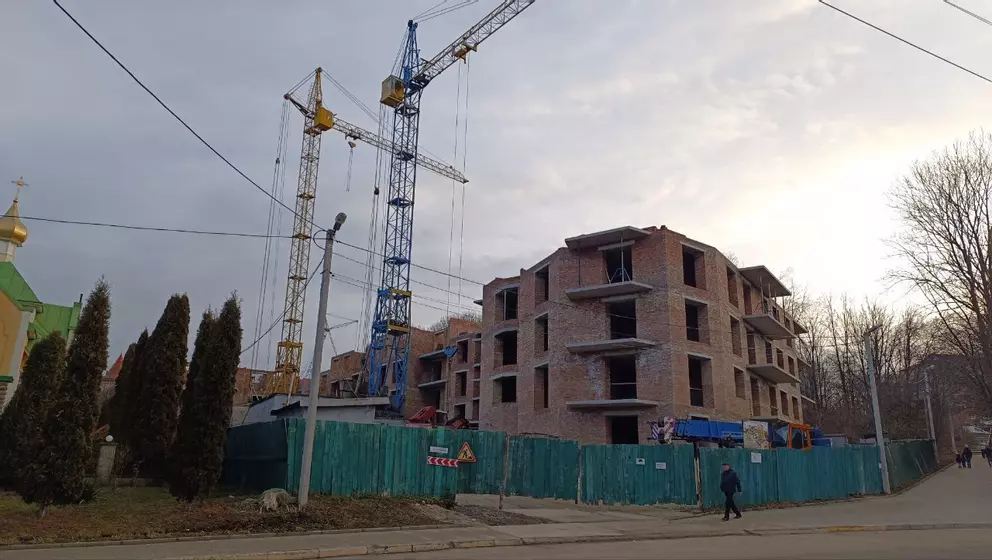 Стан будівництва в січні 2025 року (фото сайту 20 хвилин)