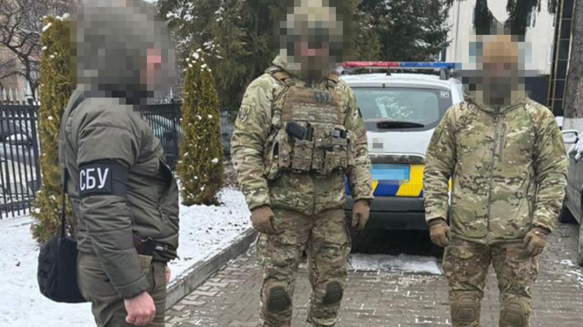 СБУ затримала двох диверсантів, які готували теракт біля відділу поліції Рівного