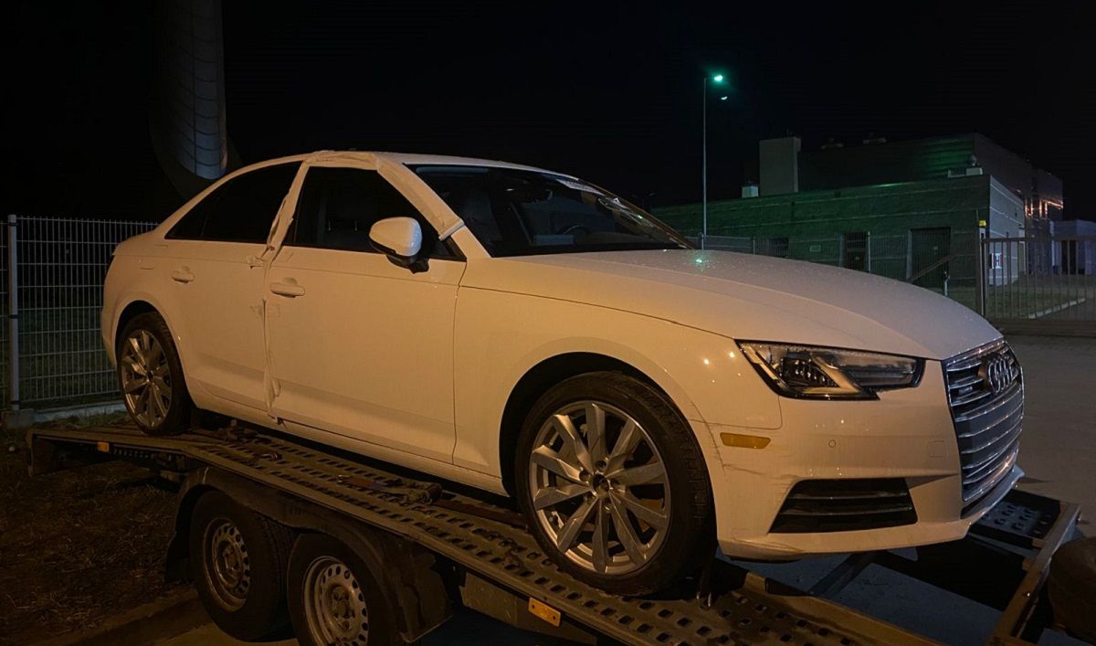 На кордоні з Польщею вилучили завезену під виглядом гуманітарки Audi А4