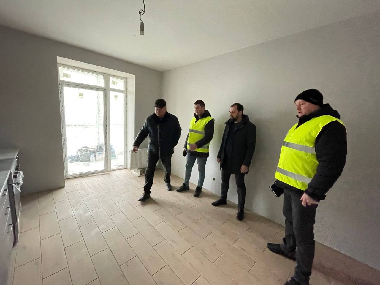 У Ковелі триває будівництво багатоквартирного будинку для переселенців (фото Ігоря Чайки)