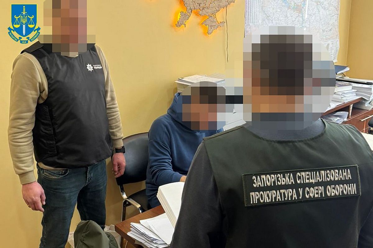 Посадовців шести областей викрили на привласненні 123 млн грн, виділених на потреби військових
