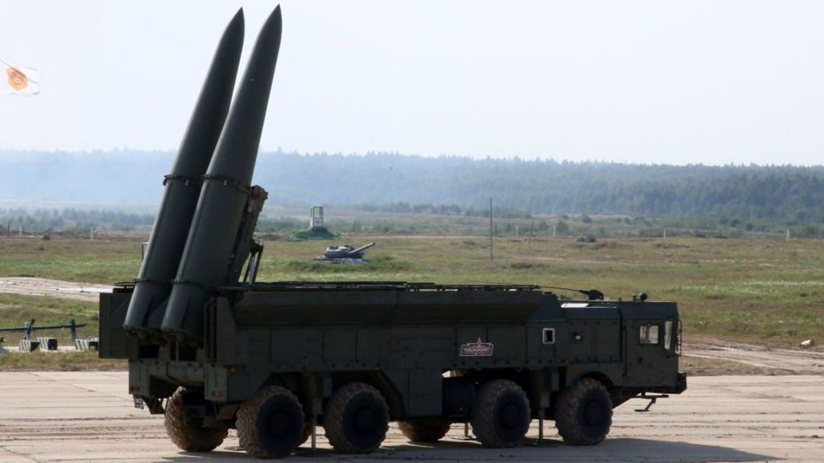 Росіяни вночі атакували Україну балістичними ракетами та понад 120 дронами