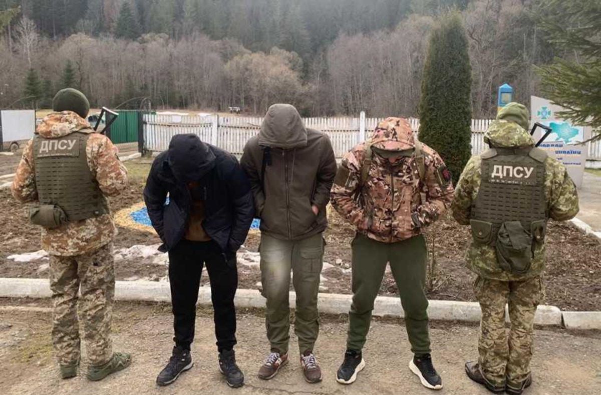 На Буковині організатор незаконного каналу переправлення ухилянтів отримав три роки в'язниці