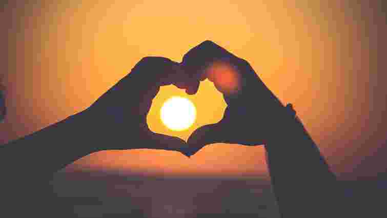 Не купуйте каблучку: що не варто робити в день святого Валентина
Не купуйте каблучку: що не варто робити в день святого Валентина