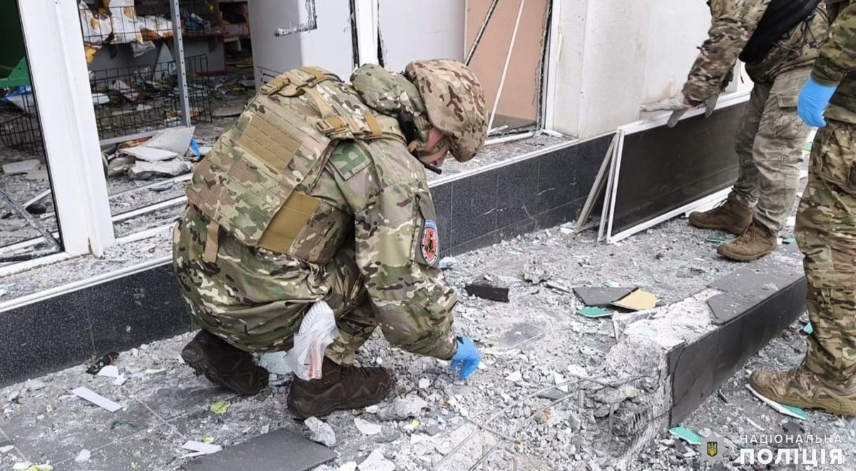 У Миколаєві біля кафе вибухнув невідомий предмет, двоє загиблих