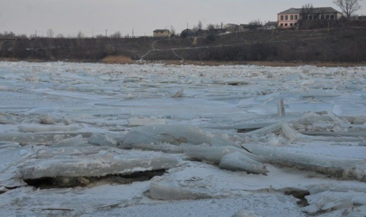 На Тернопільщині на вихідні оголосили штормове попередження