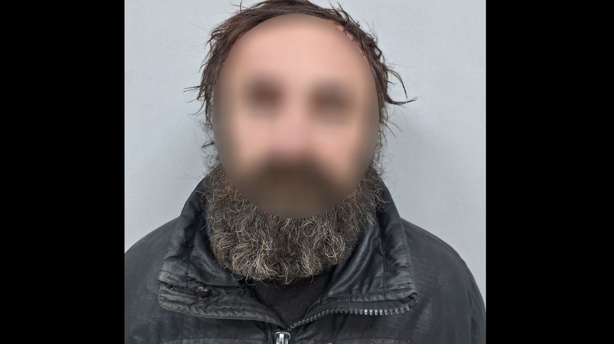 На Львівщині батько під час сварки двічі вдарив ножем 15-річного сина