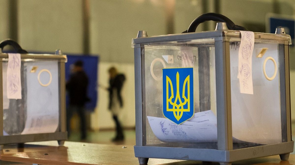 У разі виборів президента Володимира Зеленського підтримали б 23% українців 