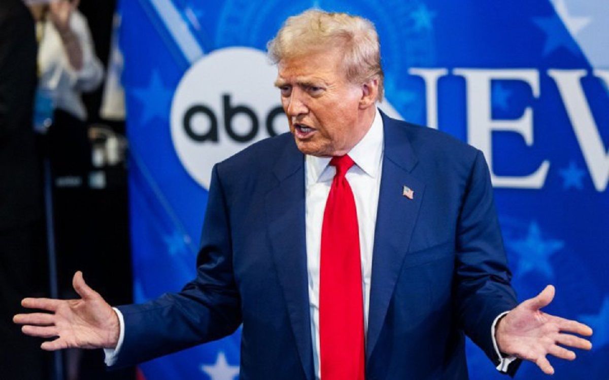 Дональд Трамп назвав Володимира Зеленського «диктатором без виборів»