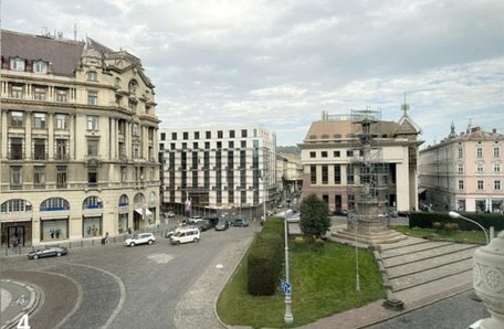 Депутати передали ОККО землю під будівництво підземного паркінгу в центрі Львова