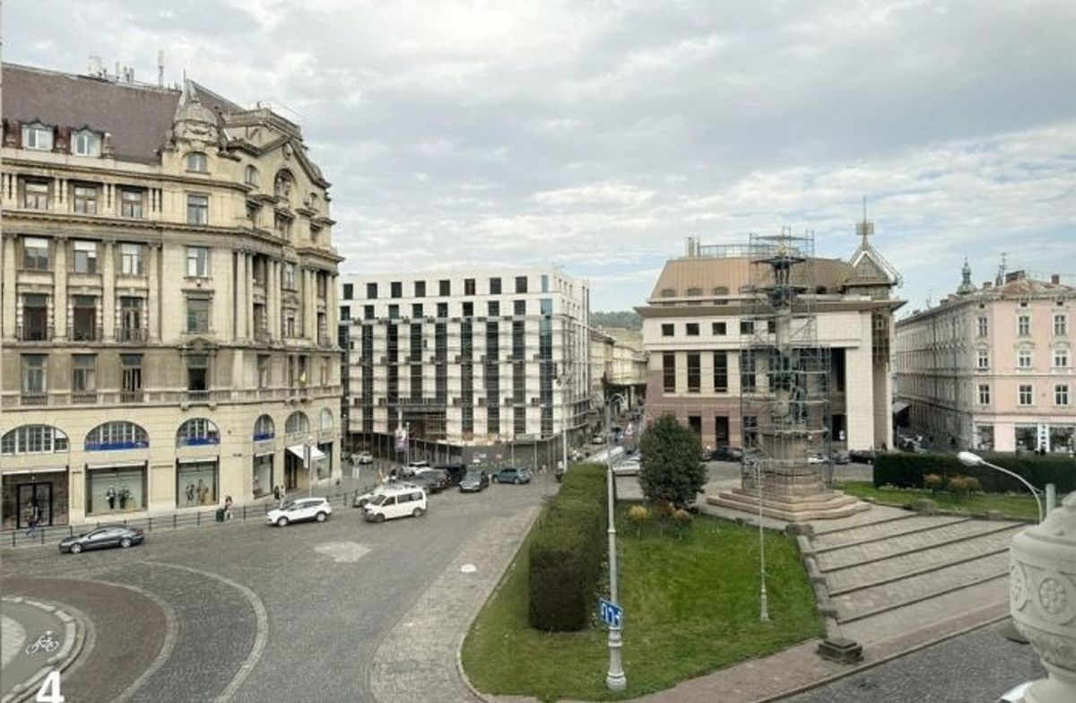 Депутати передали ОККО землю під будівництво підземного паркінгу в центрі Львова