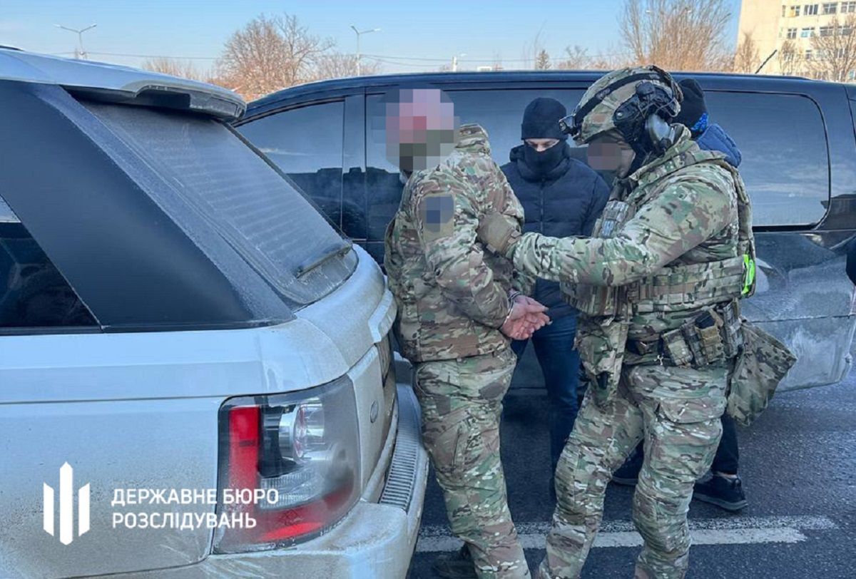 У Харкові затримали шахрая,  який пропонував посаду в ДБР за 20 тис. доларів 