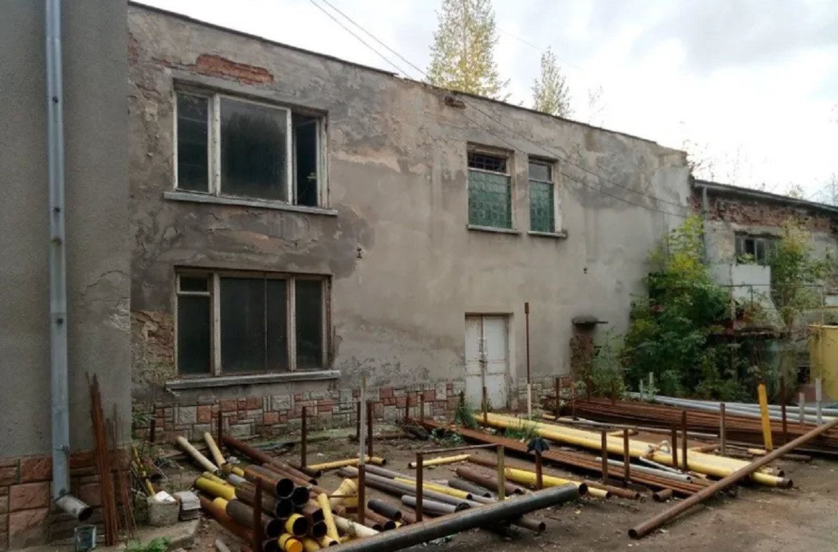 Нацбанк продав занедбані склади на Підзамчі у Львові за понад 12 млн грн