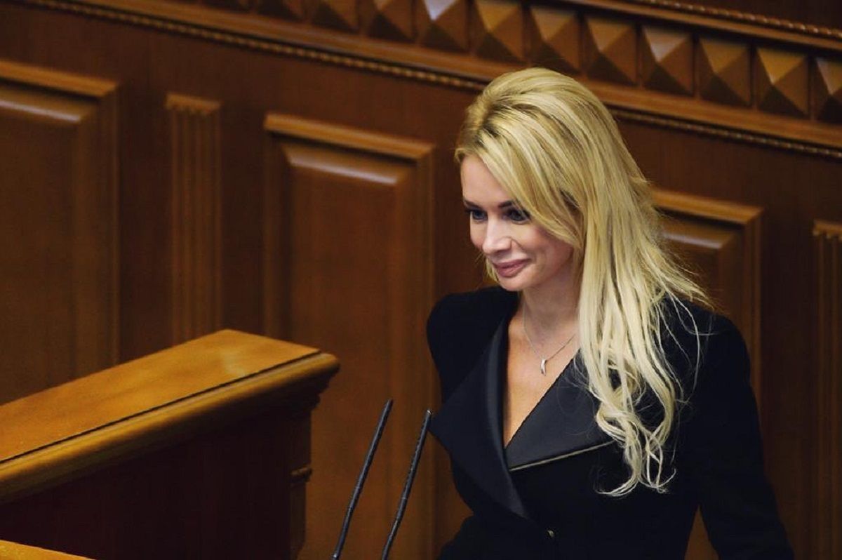 Ірина Кормишкіна написала заяву про складання мандата народного депутата