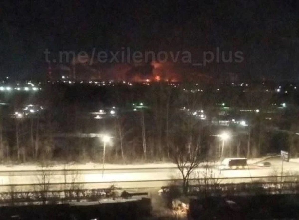 Безпілотники втретє за рік атакували один з найбільших НПЗ Росії 