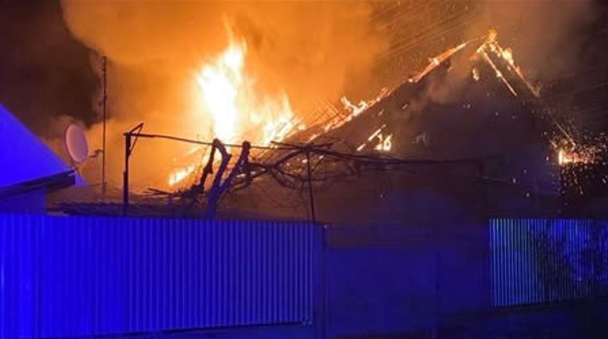 Під час пожежі на Закарпатті загинули мати з сином