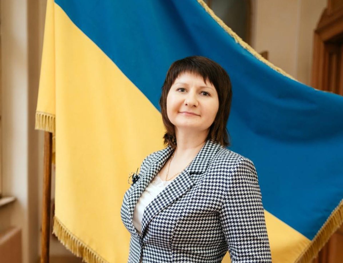 Заступницю голови Чернівецької ОВА відсторонили за зневажливе повідомлення про ветерана