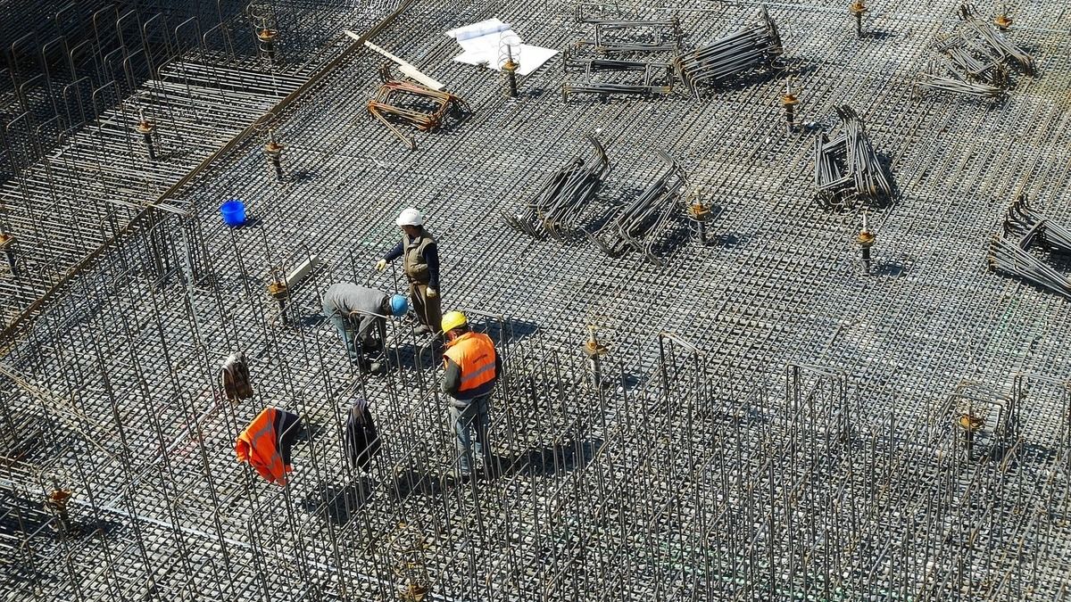 «А якщо будинок не здадуть вчасно?»: як впевнитися в дотриманні термінів забудовником