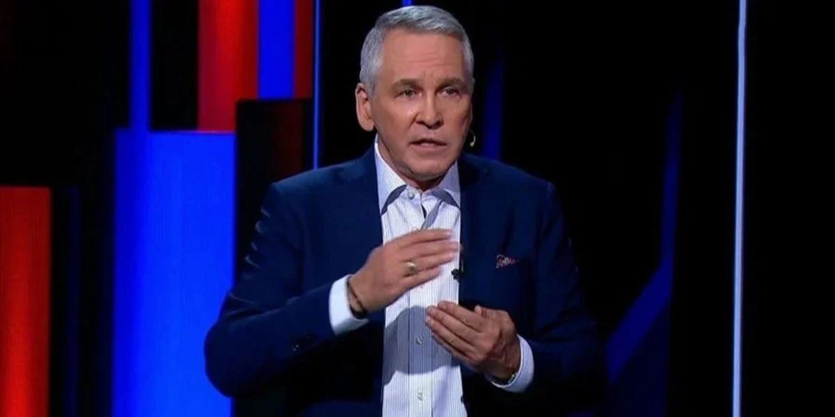 ВАКС конфіскував львівську квартиру проросійського політолога Володимира Сергієнка