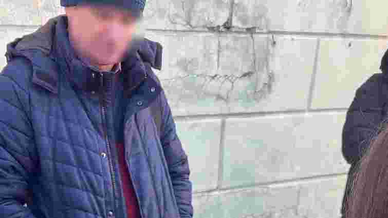 Поліція затримала дрогобицького адвоката на хабарі 7000 доларів від ухилянта