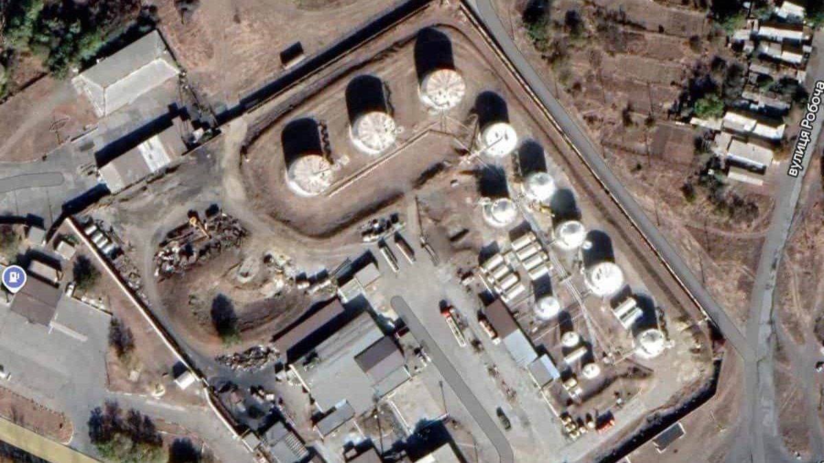 Сили безпілотних систем уразили нафтобазу на окупованій Луганщині
