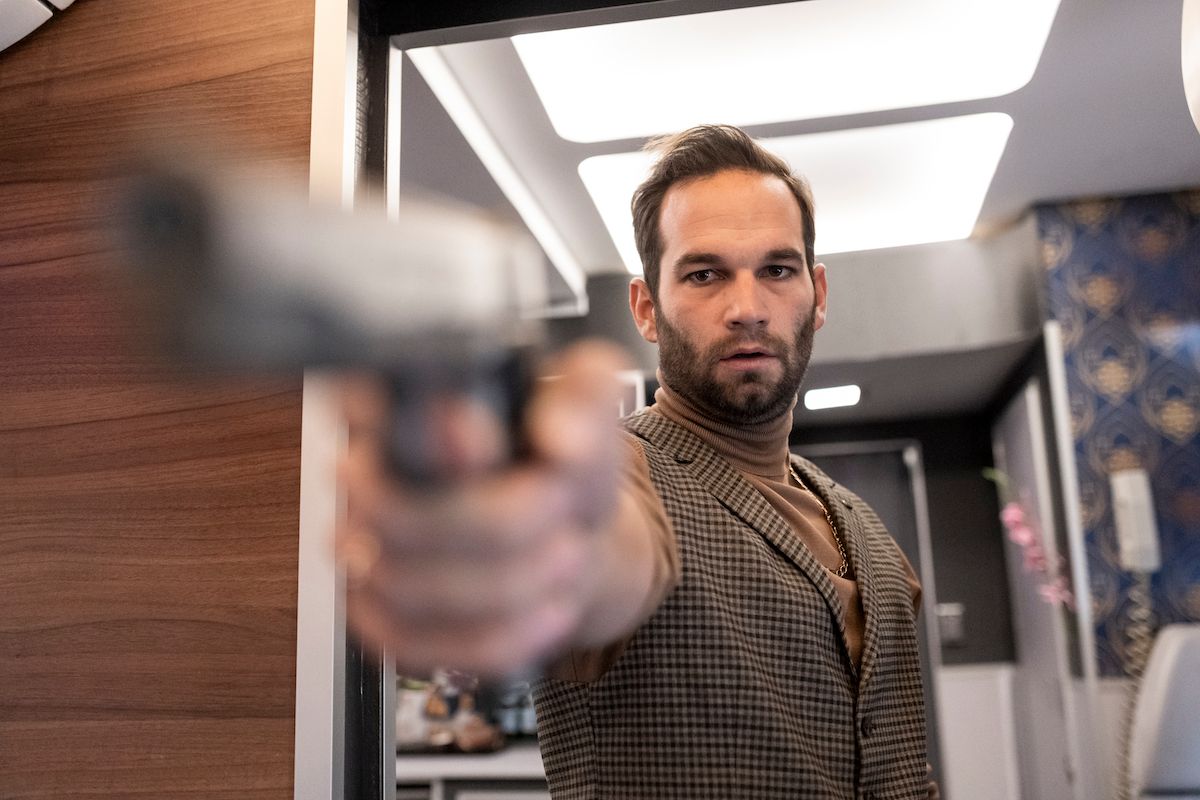 Вийшов український трейлер екшн-комедії від творців «Джона Віка»