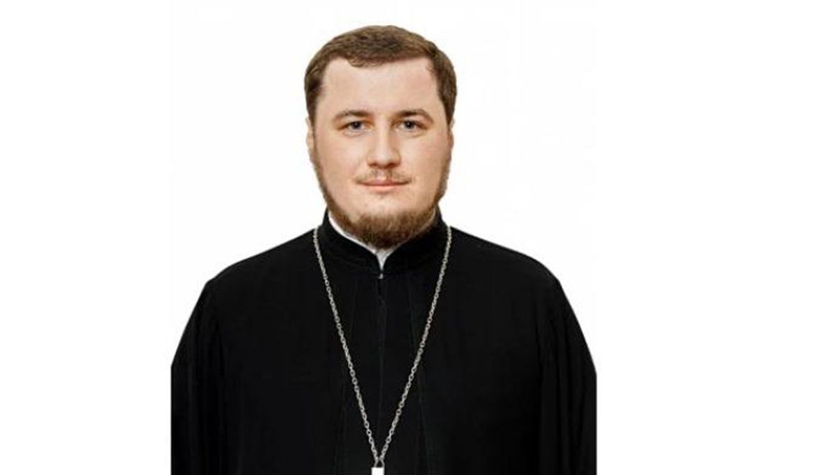 Священник з Буковини збирає гроші на російську армію і благословляє солдат Московського округу