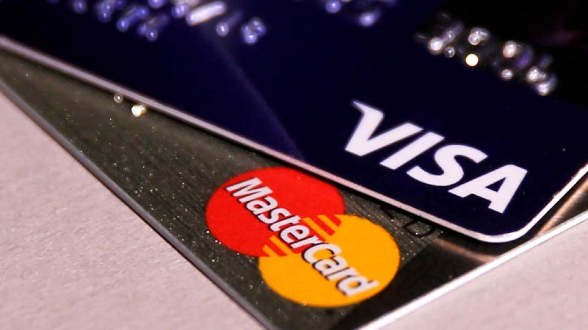 У роботі платіжних систем Visa та Mastercard стався збій
