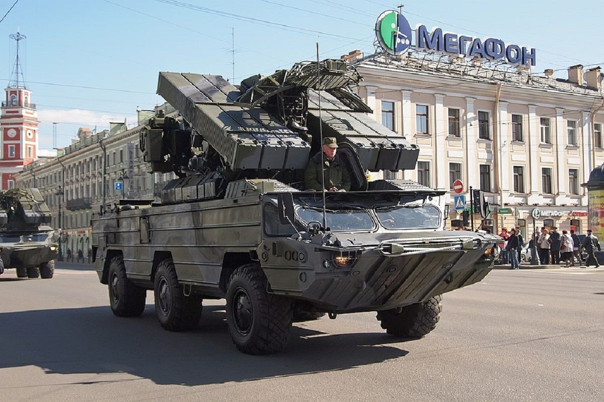 Українські оператори дронів біля Вугледара уразили російський ЗРК «Оса»
