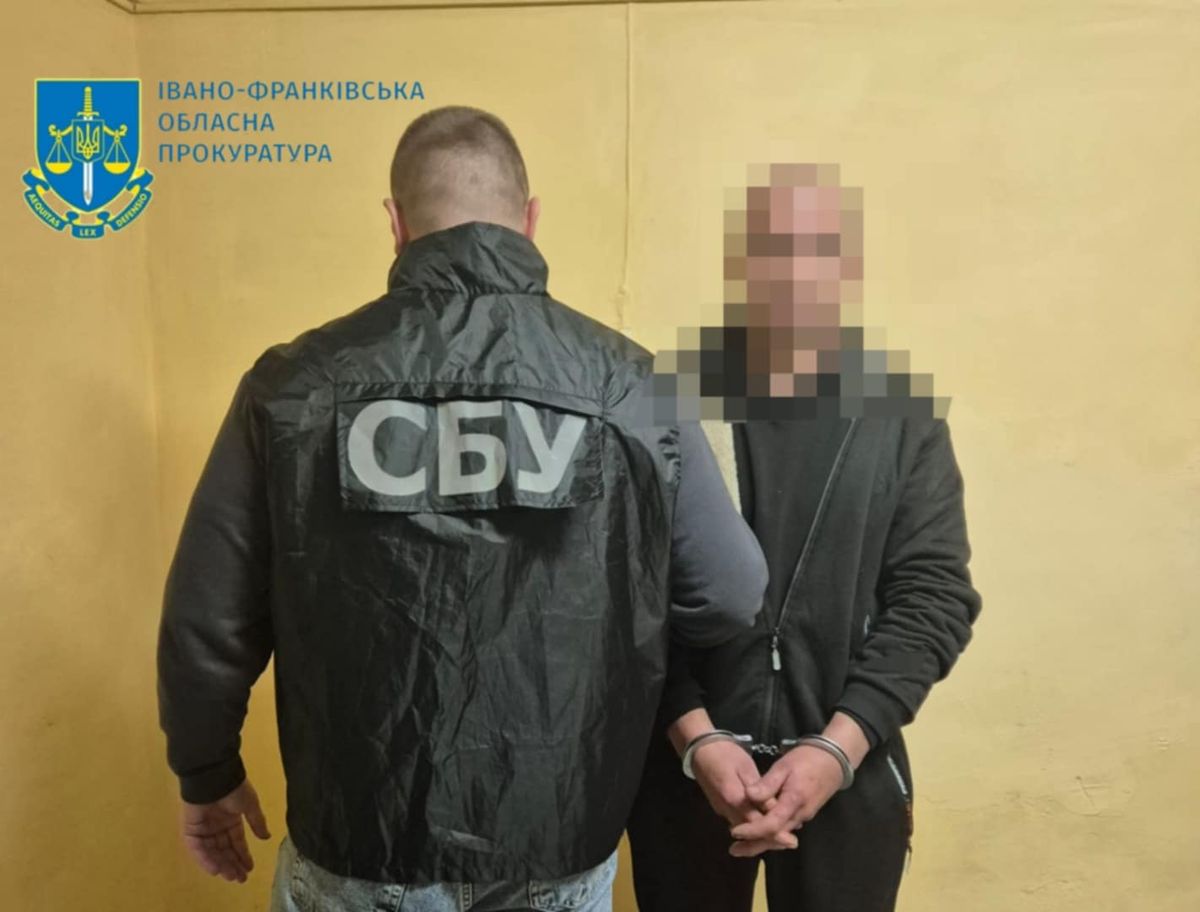 Поліція затримала прикарпатця, який змусив працівників ТЦК відпустити військовозобов’язаних