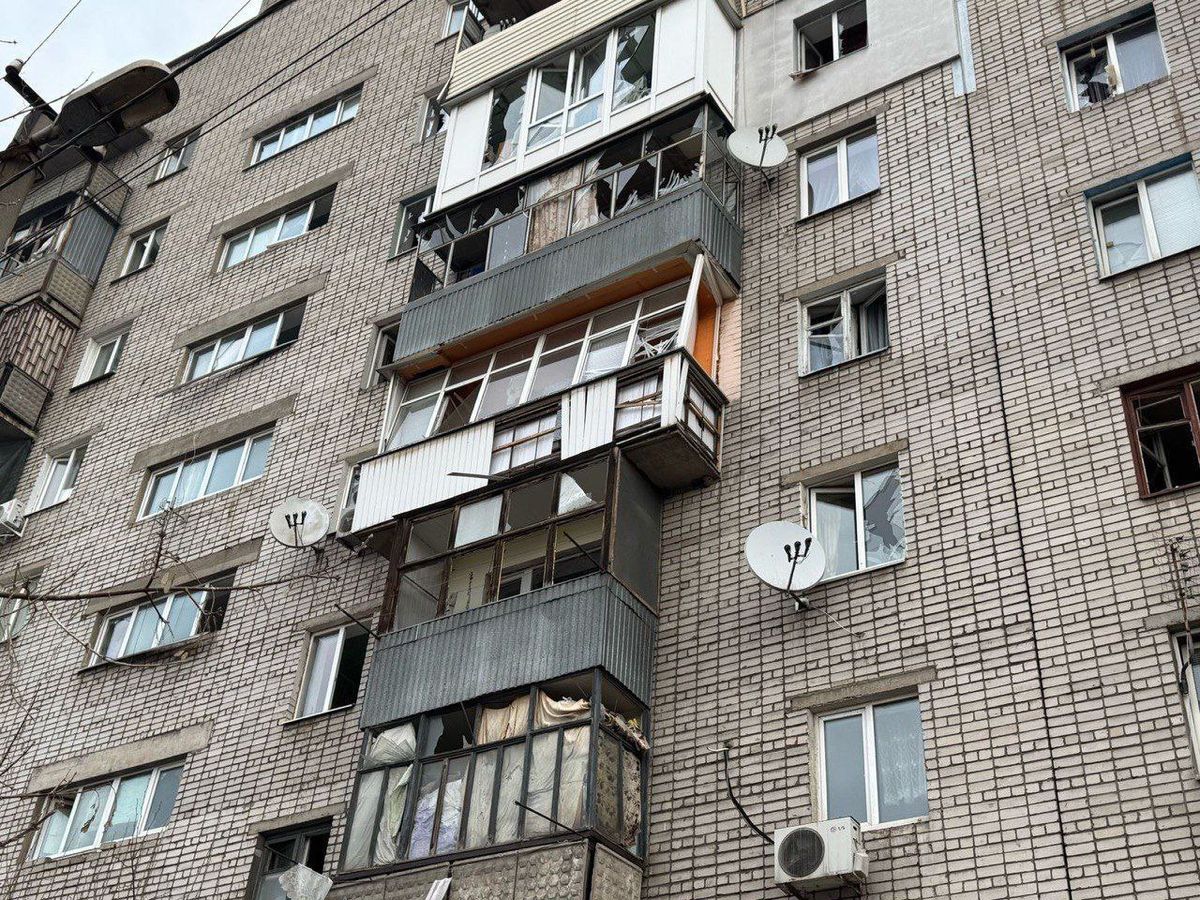 Російські війська безпілотниками атакували Дніпропетровщину, є постраждалі 