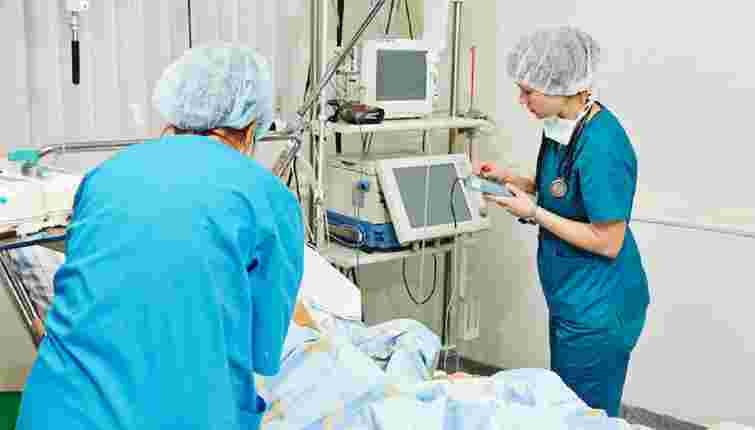 28-річна жінка опинилася в реанімації після аборту у приватній клініці у Львові