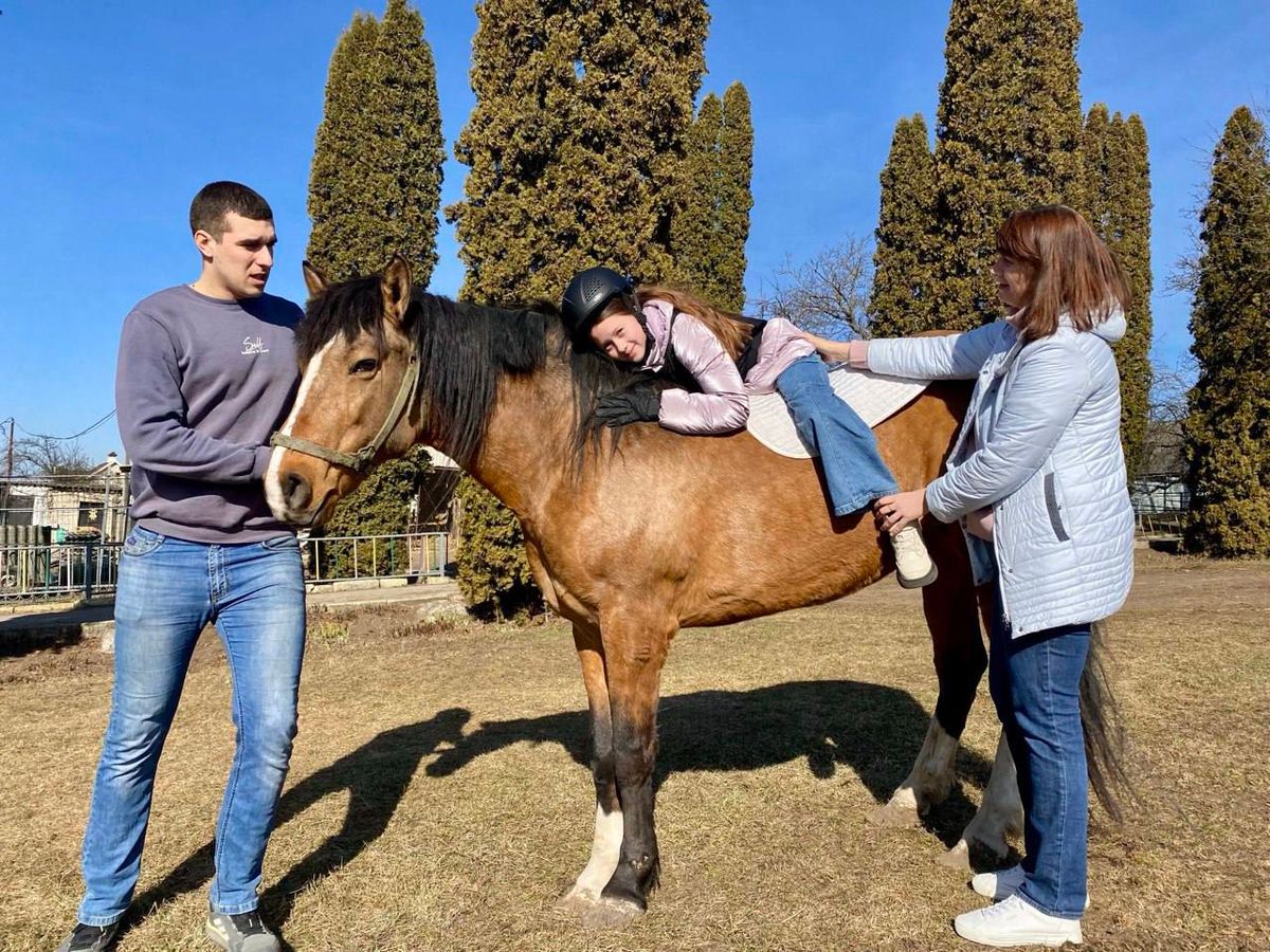  У Камʼянці-Подільському створять центр іпотерапії для реабілітації дітей