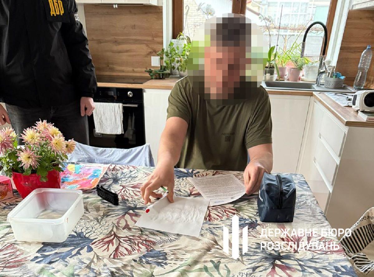 ДБР провело обшуки в заступника голови Вищої кваліфкомісії суддів 
