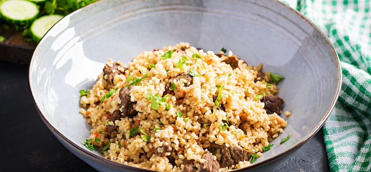 Кускус з овочами та куркою або індичкою. Рецепт дня