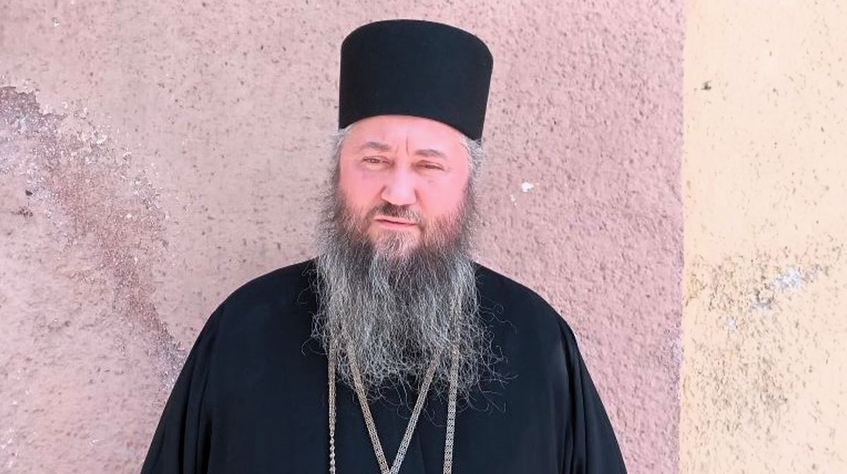 На Закарпатті суд дозволив священнику УПЦ МП жити в будинку на захопленій землі 