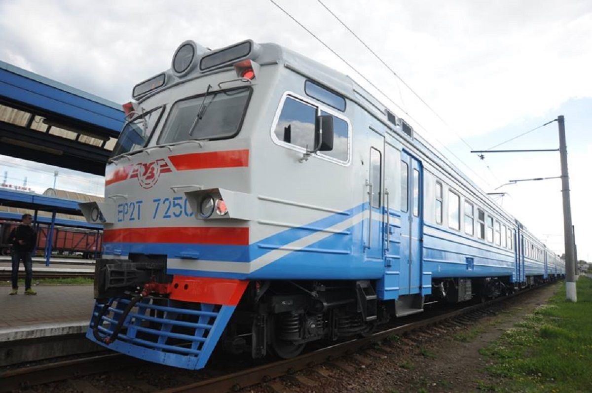 За побиття до смерті пасажира львівської електрички трьох нападників ув'язнили на 8 років