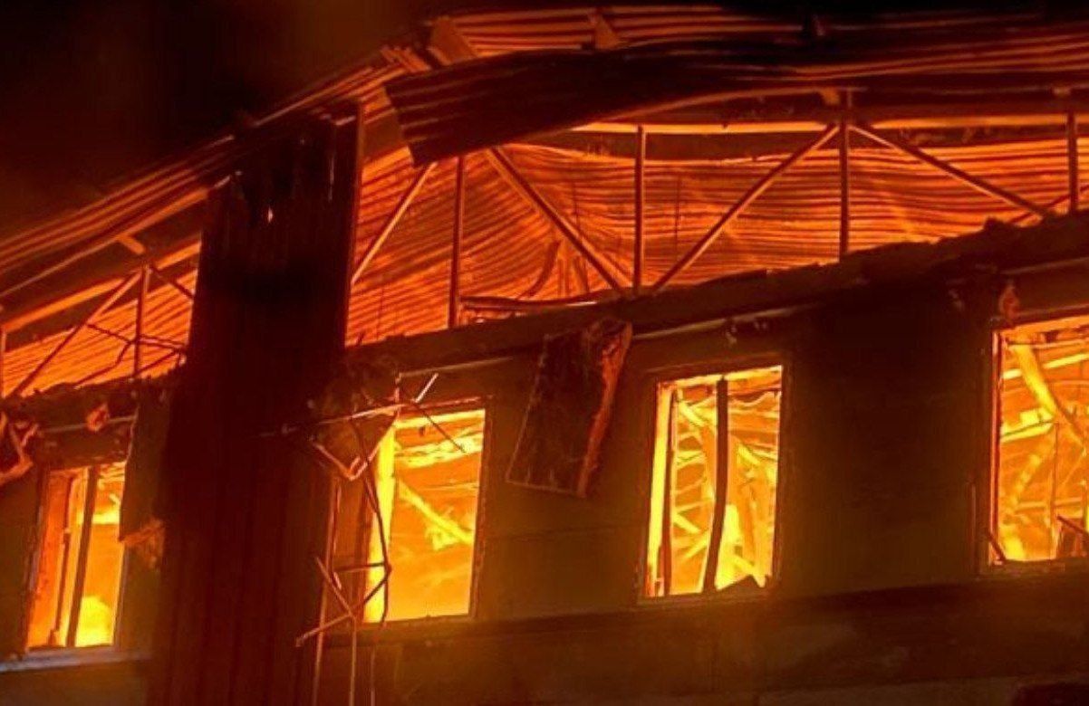 Наслідки атаки по Кривому Рогу 26 березня, фото Дніпропетровської ОВА