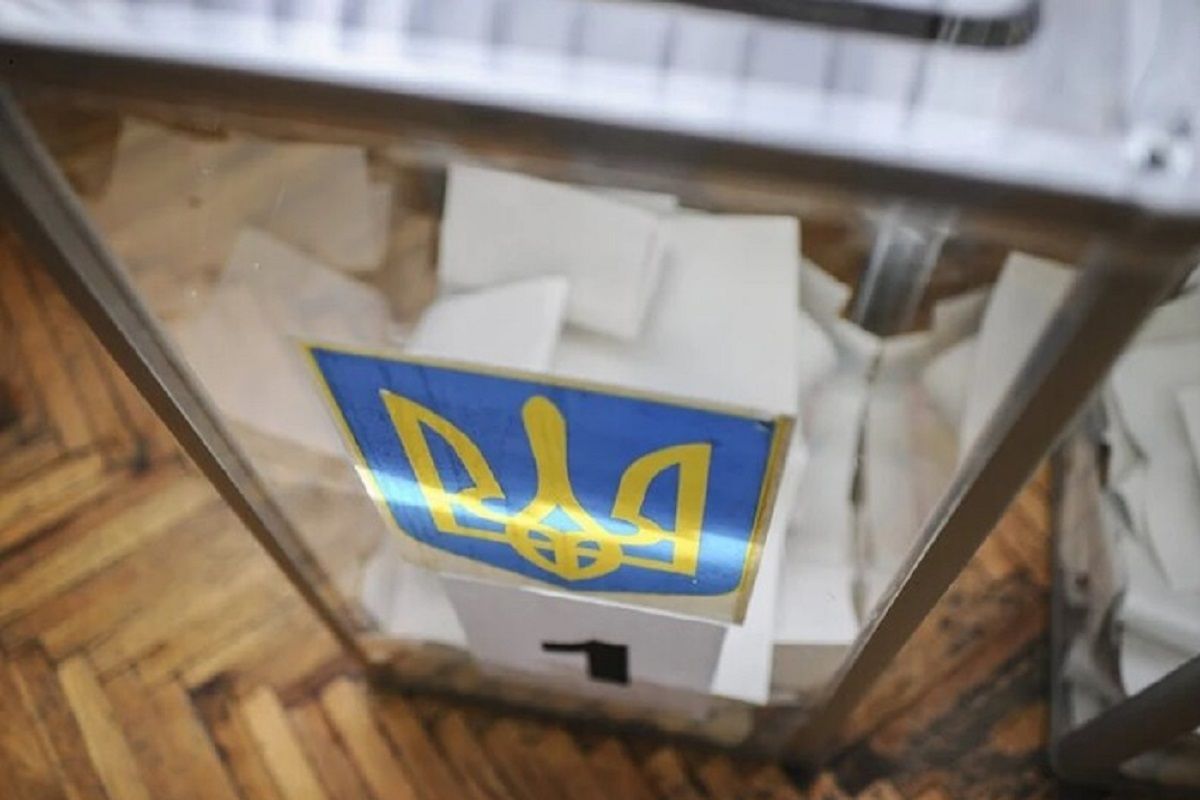 В Україні 77% громадян не підтримують проведення виборів без гарантій безпеки 