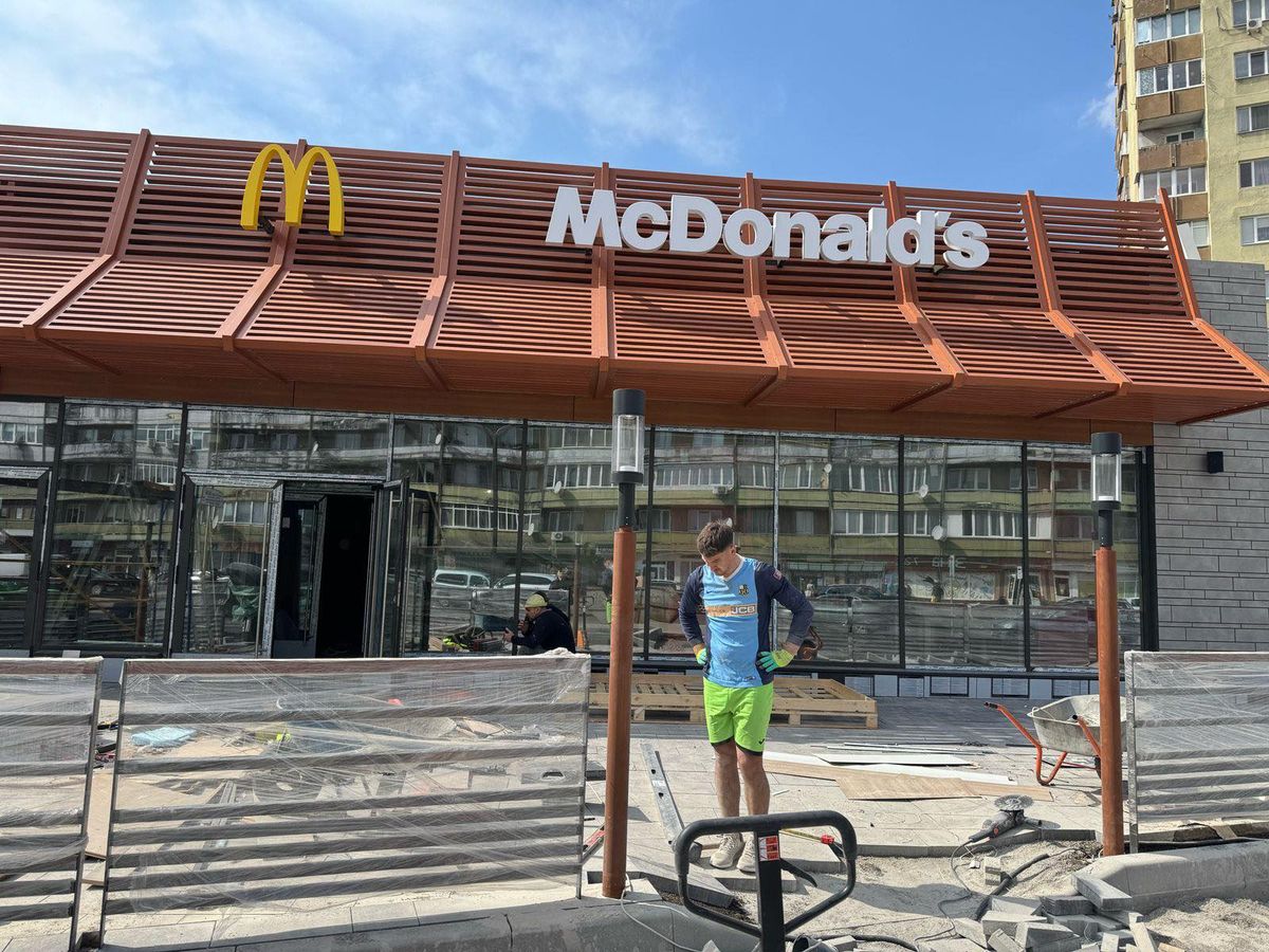 В Ужгороді оштрафують McDonald’s за непогоджену з мерією вивіску