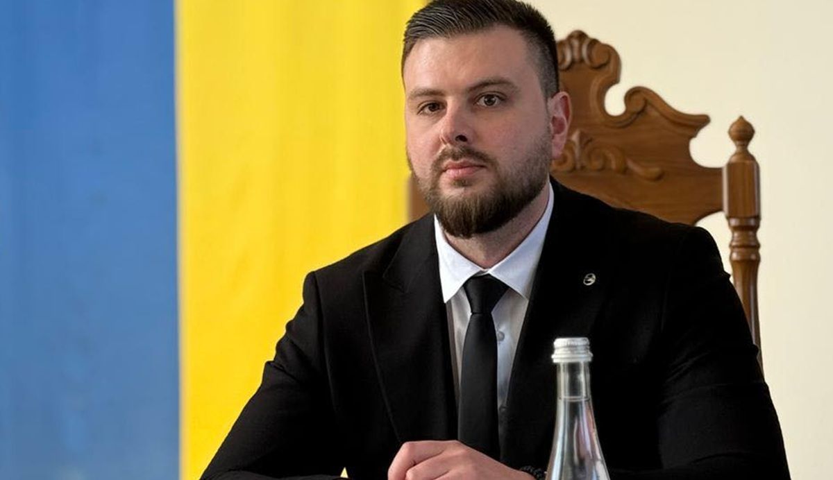 Голова Львівської РДА Павло Грабський декларує нове авто та нерухомість дружини