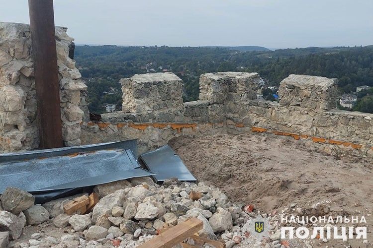 За висновками експертів ділки пошкодили 25 куб. м території пам'ятки